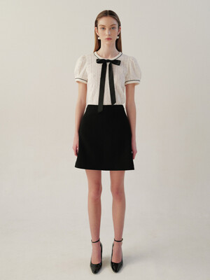 DIVYA Semi A-line wool crepe mini skirt (Black)