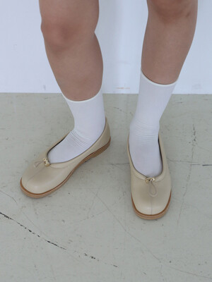 string flat shoes_23530_beige