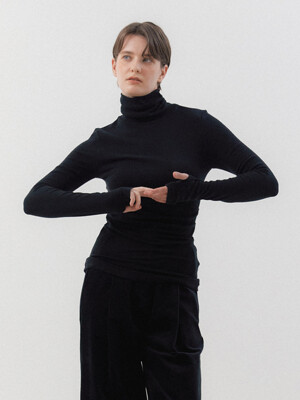 Wool Warmer Turtleneck Long-Sleeved T-shirt (Black)