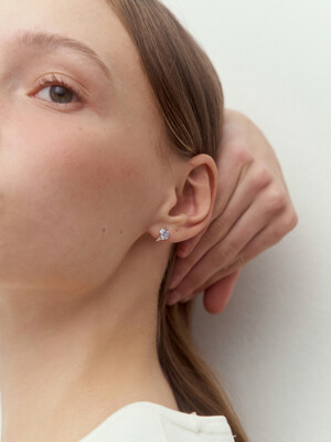 Flower cubic earring