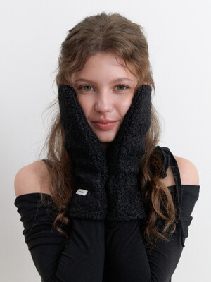 fluffy boucle gloves - black