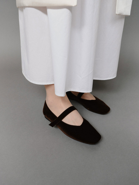 로서울 Rowie mary jane shoes Velvet Umber