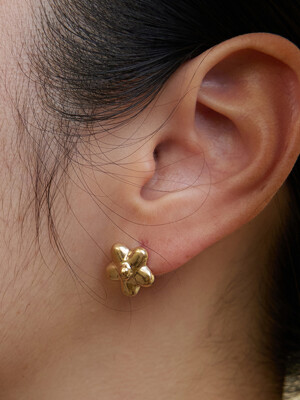 Folwer earring (gold)