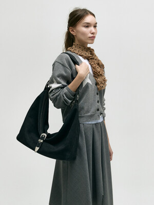 BELTED HOBO_black nubuck