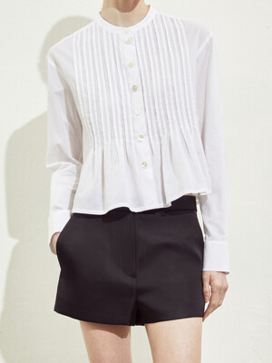 HENLY NECK PINTUCK BLOUSE_WHITE