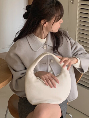 [알로하 PICK]Round Shoulder Bag Shrunken White 라운드 숄더백 슈렁큰 화이트