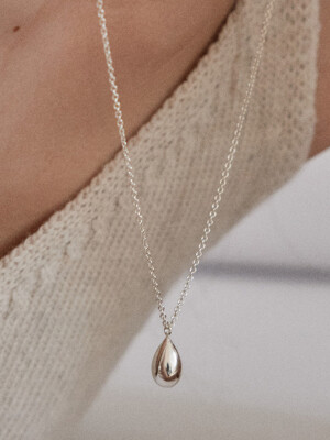 Teardrop Necklace