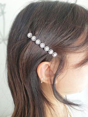 Daisy swarovski cubic point pin 데이지 스와로브스키 큐빅 포인트 헤어핀