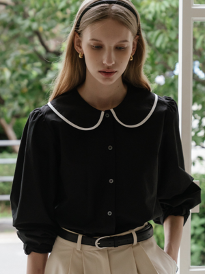 Round collar blouse(Black)