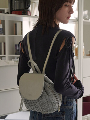 KNIT BACKPACK_SILVER