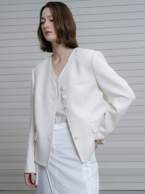 V-neck point button jacket _ Cream