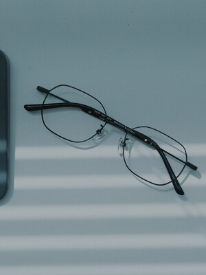 TERRA GLASSES BLACK