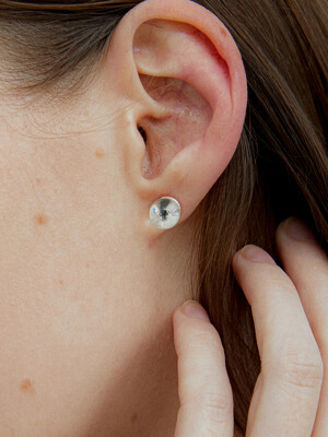 bubble post mini earring