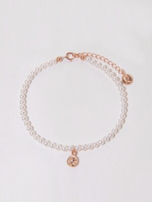 FEMME COIN DOTE PEARL BRACELET