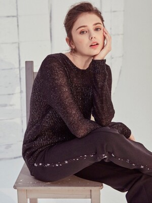 SHINY SWEATER IN BLACK