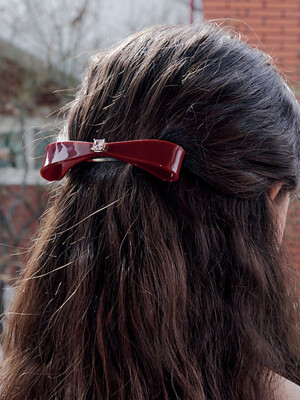 Ribbon cubic hairpin_red