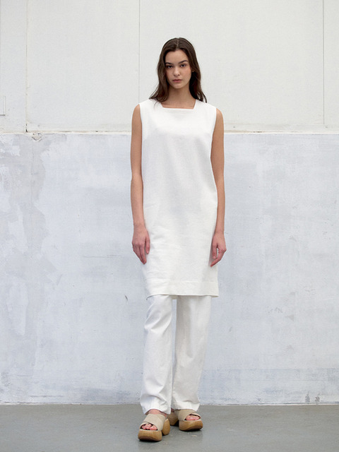 원피스,원피스 - 어센틱워드로브 (AUTHENTIC WARDROBE) - Square Half Dress