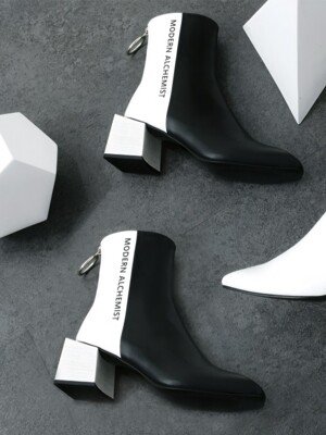 [MODERN LINE] HEALERS LOGO BOOTS_B&W