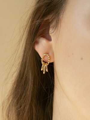dangle earrings (2colors)