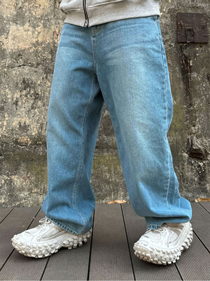 WIDE BALLOON CAT-WASHED DENIM PANTS