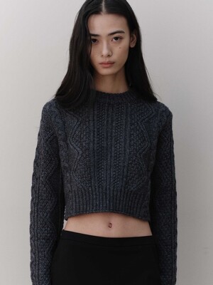 wool cable crop knit_charcoal