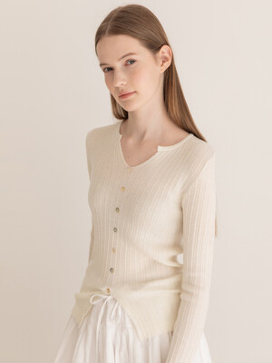 Vneck button knit _White