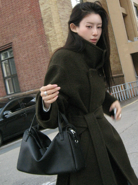 조이그라이슨 틸드 토트백 LW6AA6410_10