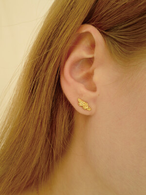 rosa earring