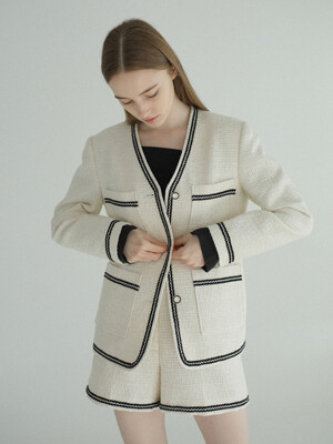 TWEED JACKET / IVORY