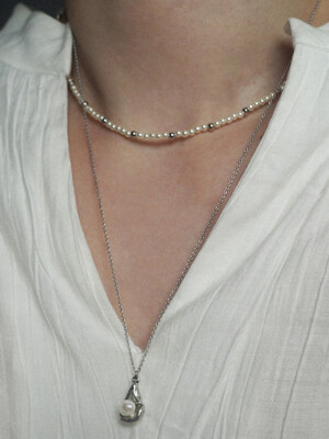 Simple Pearl Long Necklace