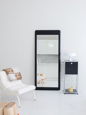 Square Mirror- Black(L)