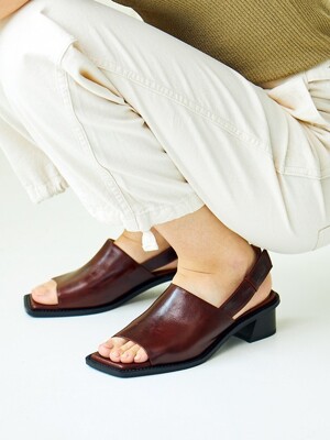 [단독] BKS2008 MAG SANDAL (3COLORS}