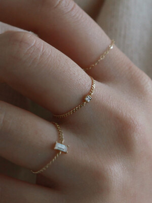 14k gold square Q chain ring