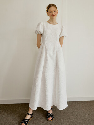 Daisy puff lace dress (white)