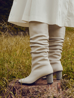 Starry Long Boots - Off-White