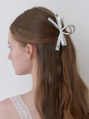 vintage fringe ribbon claw - off white