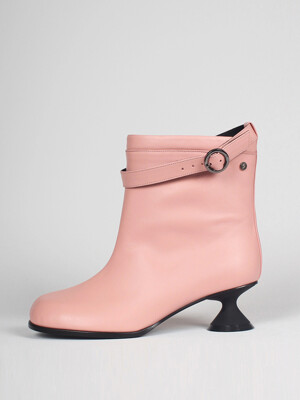 Uhjeo ourglass middle heel strap boots_skin pink