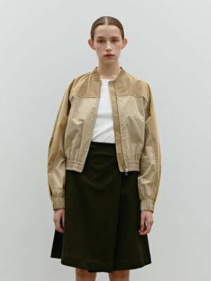 TWF COLOR BLOCK BANDING JUMPER  BEIGE