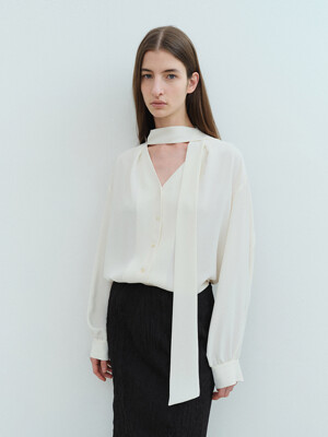 TFS TUCKED SCARF BLOUSE_2COLORS
