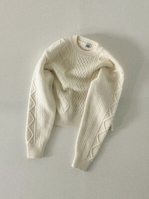 CABLE-KNIT MERINO SWEATER - IVORY