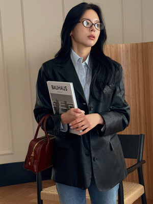 Eco leather classic three button single jacket_Black