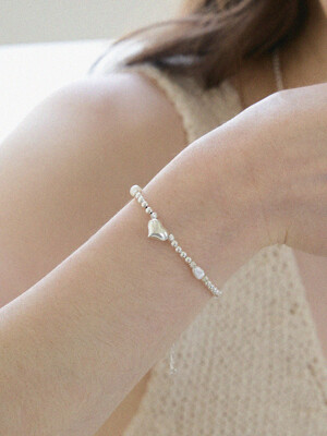 Heart Pearl bracelet