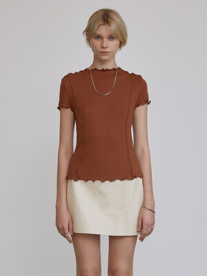 Interlock Stitch Frill T-Shirt_Brown