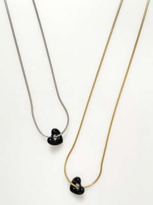 Black Heart Snake chain Necklace (2 COLORS)
