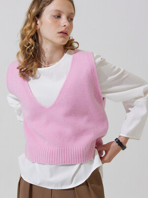 Carot soft deep v neck knit vest - pink