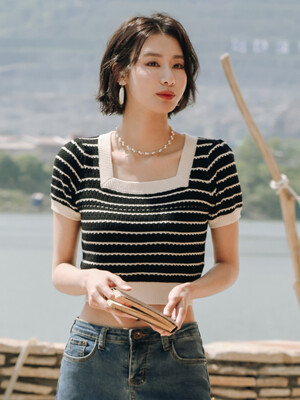 LS_French striped puff sleeve knit top