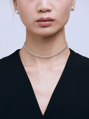 checker choker necklace