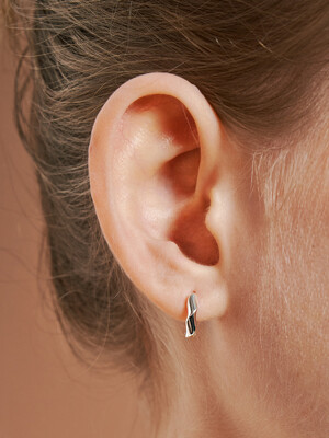 [sv925] curve one-touch earring