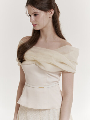 Dayana Off-shoulder Blouse (Cream)