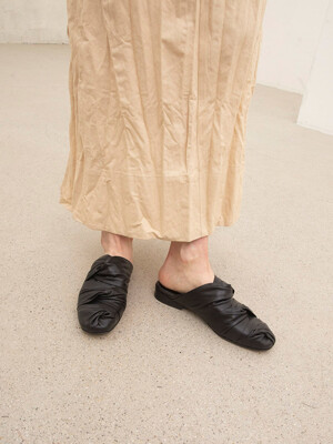 3 knotted flat mules_Black